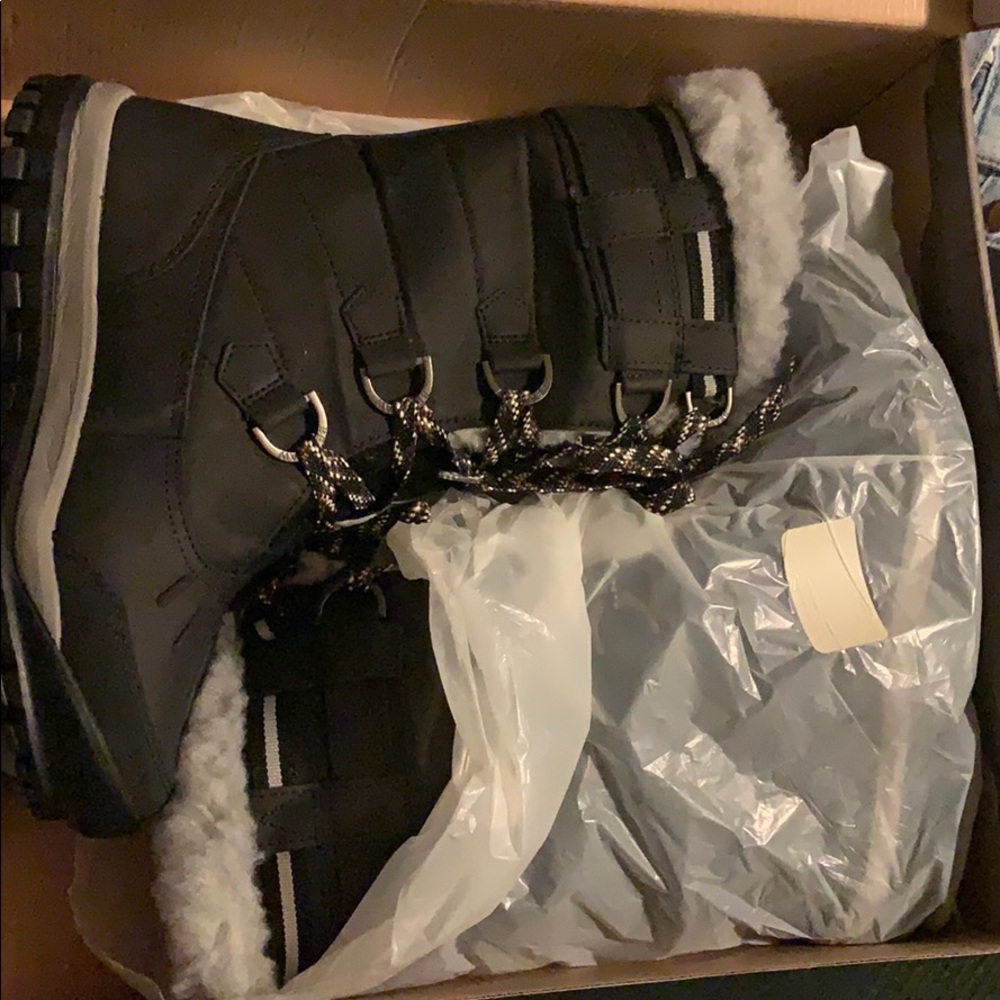 Bearpaw waterproof snow boots